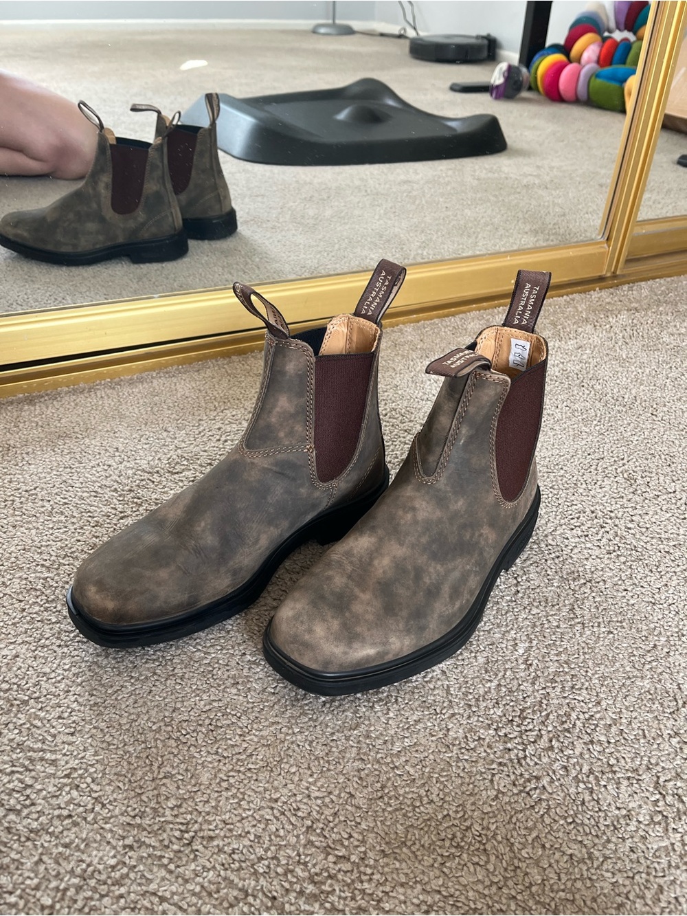 Blundstone Women’s Rustic Brown Leather Chelsea Ankle Boots